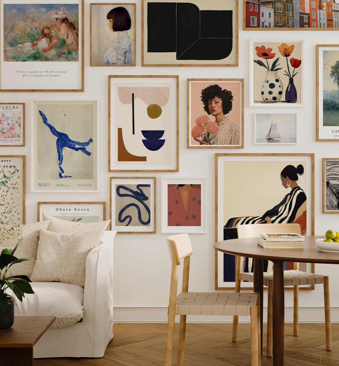 17 Living Room 7x5 Wall Frames Mockup